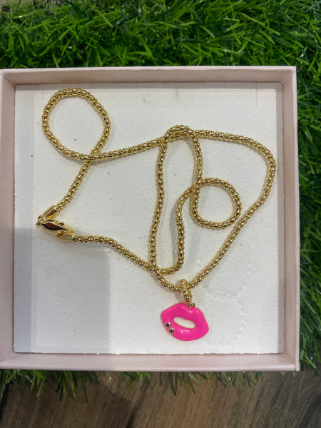 Collana kiss me con punti luce