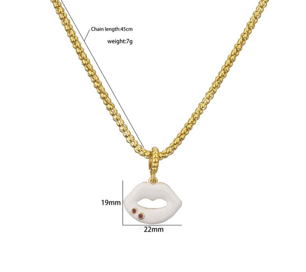 Collana kiss me con punti luce