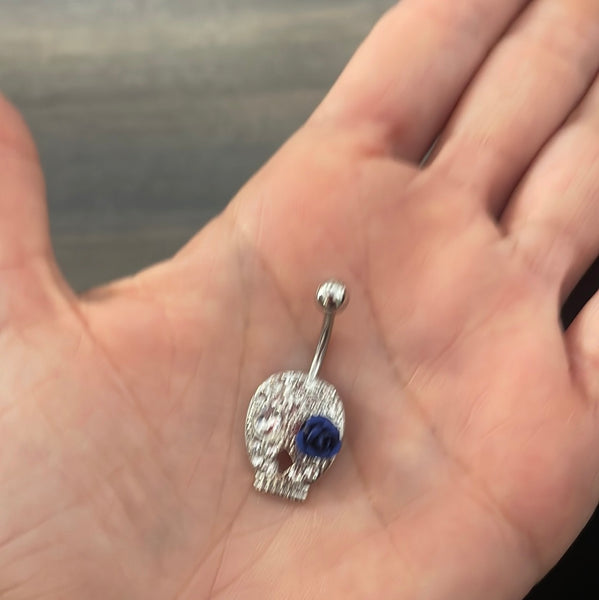 Piercing ombelico skull frida