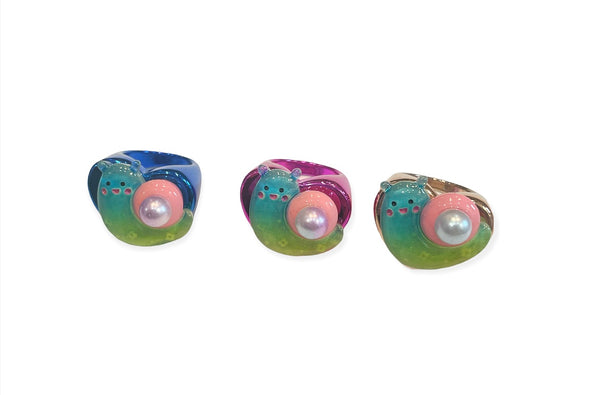Anello resina metallizzata vari colori  lumachino con perla vari colori