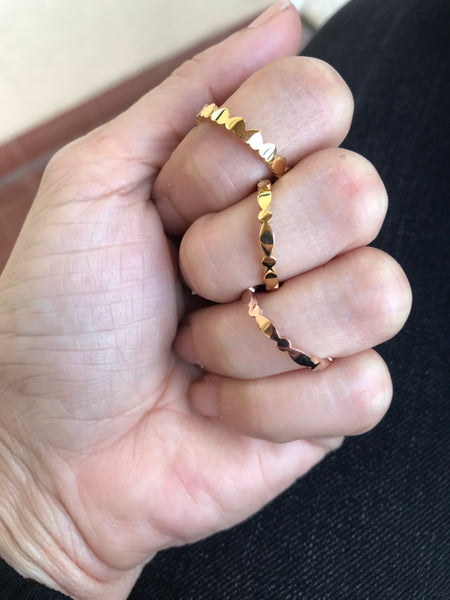 Anello mini fascia fedina ovali o cuori