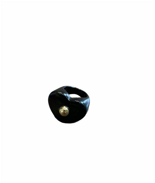 Anello resina cuore borchia l’anello che sceglie dove andare