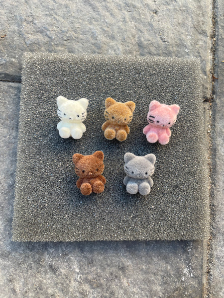 Mono orecchino vari colori gattino velluto teddy hallo kitty vintage style