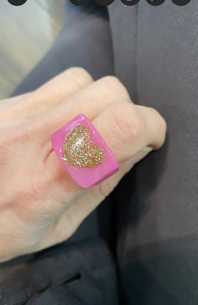 Anello resina cuore glitter