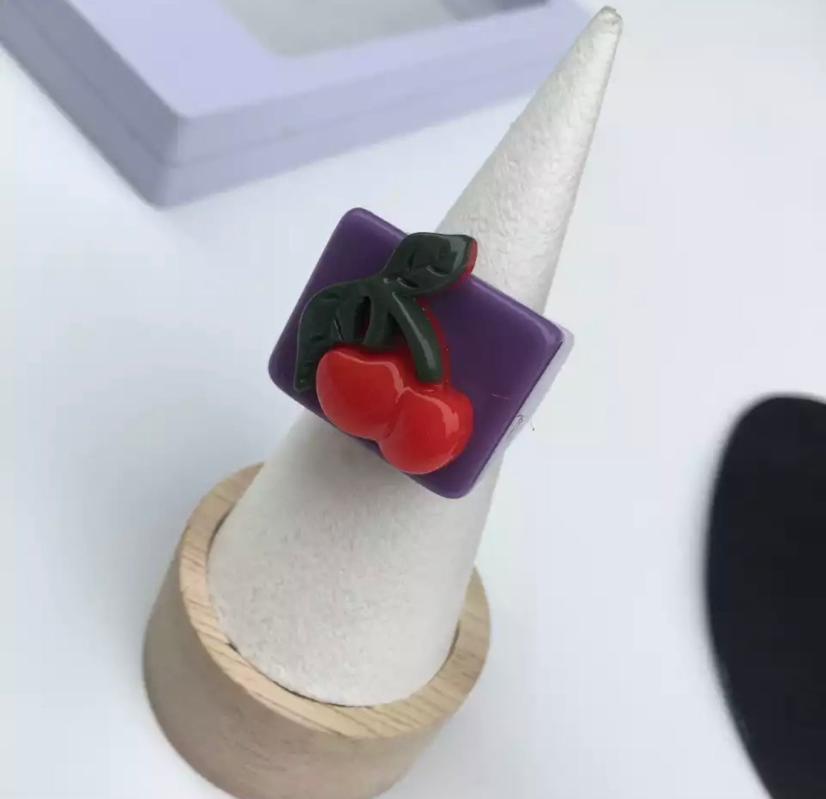 Anello resina frutta l’anello sceglie dove andare