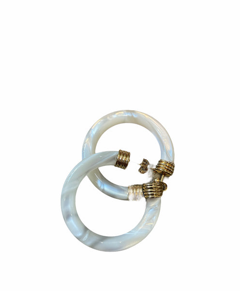 Mono orecchino hoops botteguccia resina 4 cm