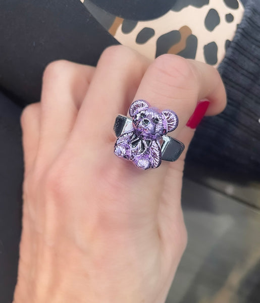 Anello resina metallizzato orsacchiotto teddy con fiocco