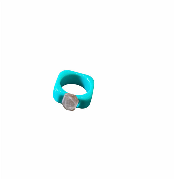 Anello resina fascia quadrata con pietra  l’anello sceglie dove andare