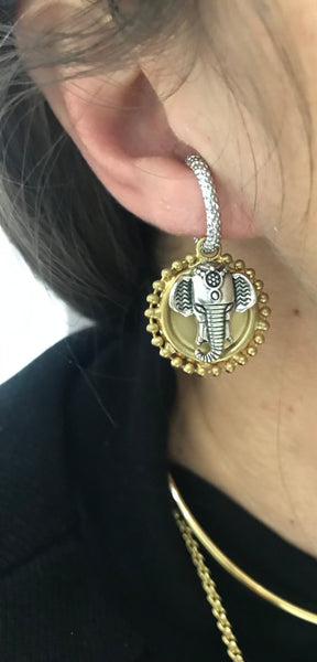 Mono orecchino  botteguccia elefante medaglia piccola