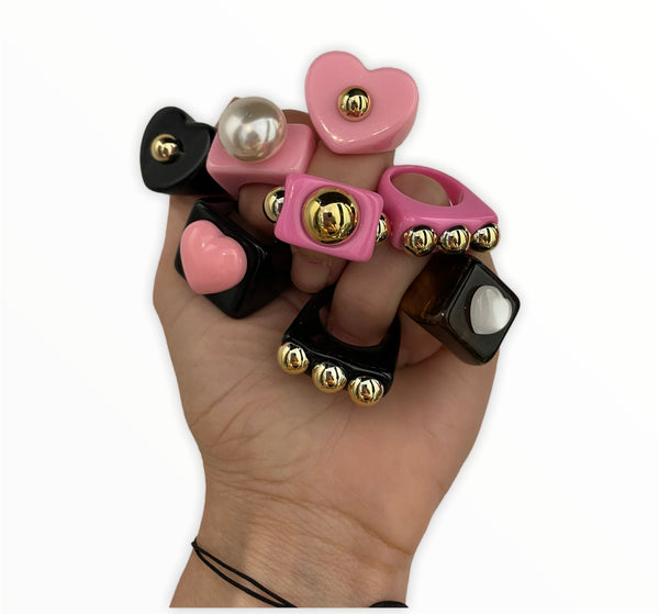 Anello resina con  cuore l’anello sceglie dove andare