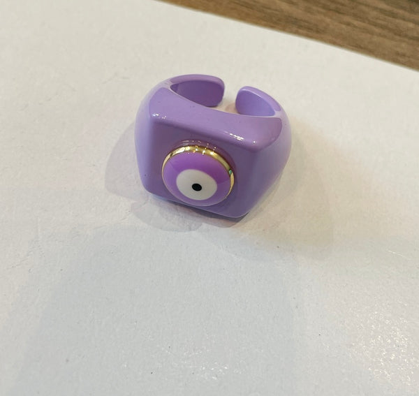 Anello resina con occhio