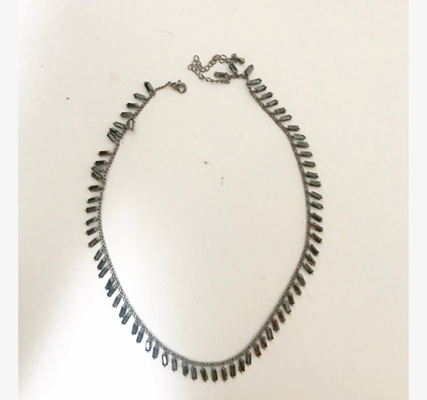 Collana girocollo con pendenti baquette strass
