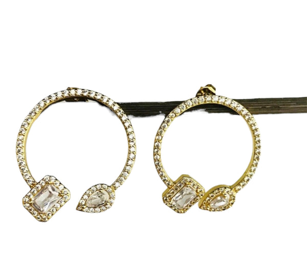Coppia orecchini due varianti colore buttons cerchio orizzontale diadema