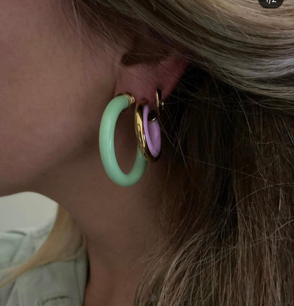 Mono orecchino hoops botteguccia resina 4 cm