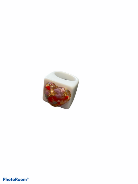 Anello resina cuore mosaico l’anello sceglie dove andare