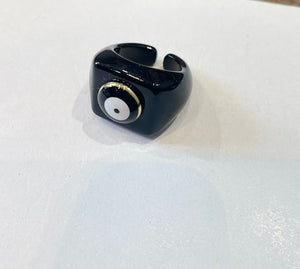 Anello resina con occhio