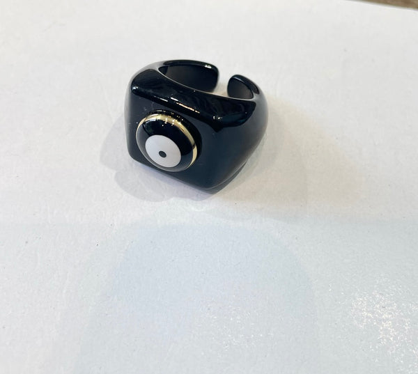 Anello resina con occhio