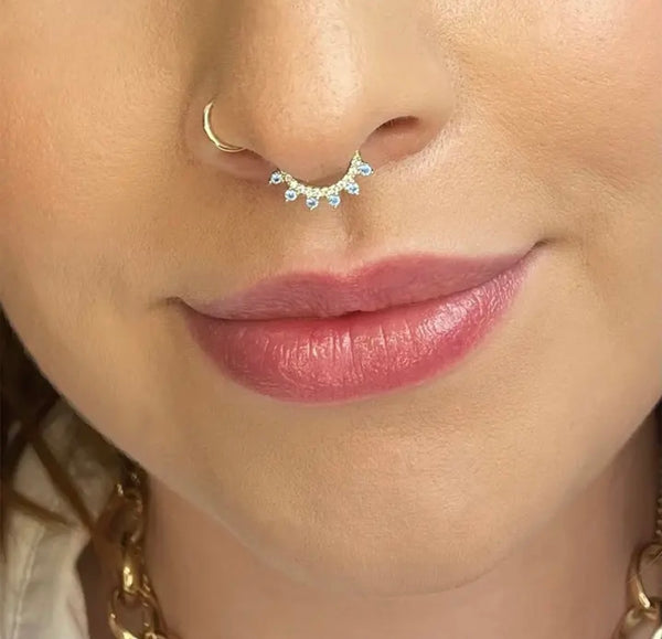 Mono orecchino daith piercing vari colori in argento 925